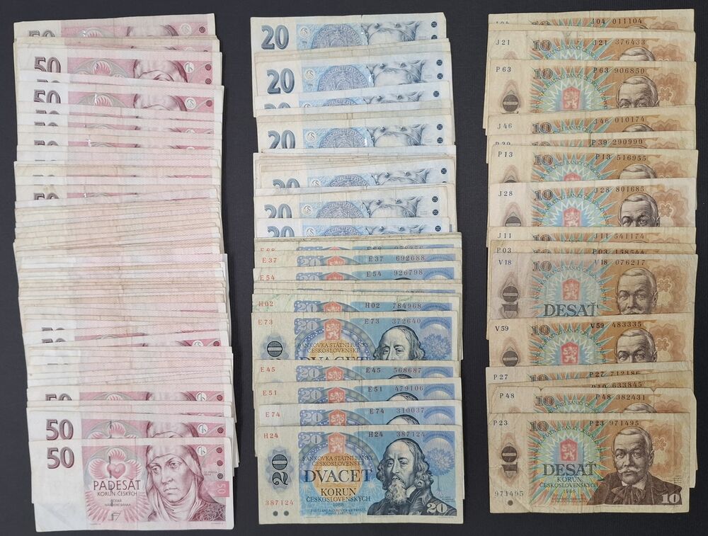 Czechia and Czechoslovakia - Group of 118 notes of 10, 20 and 50 Korun 1986-1997