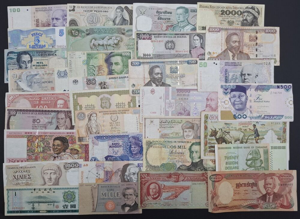 World Lot of 32 pieces in used grades (1)