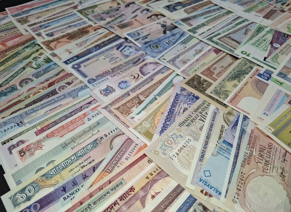  Asia - Group of 237 notes - AU/UNC